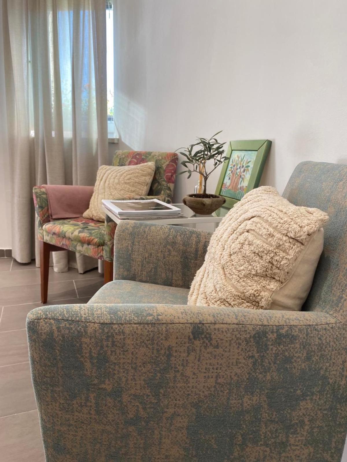 Studio Apartment Lu Rupa Bagian luar foto