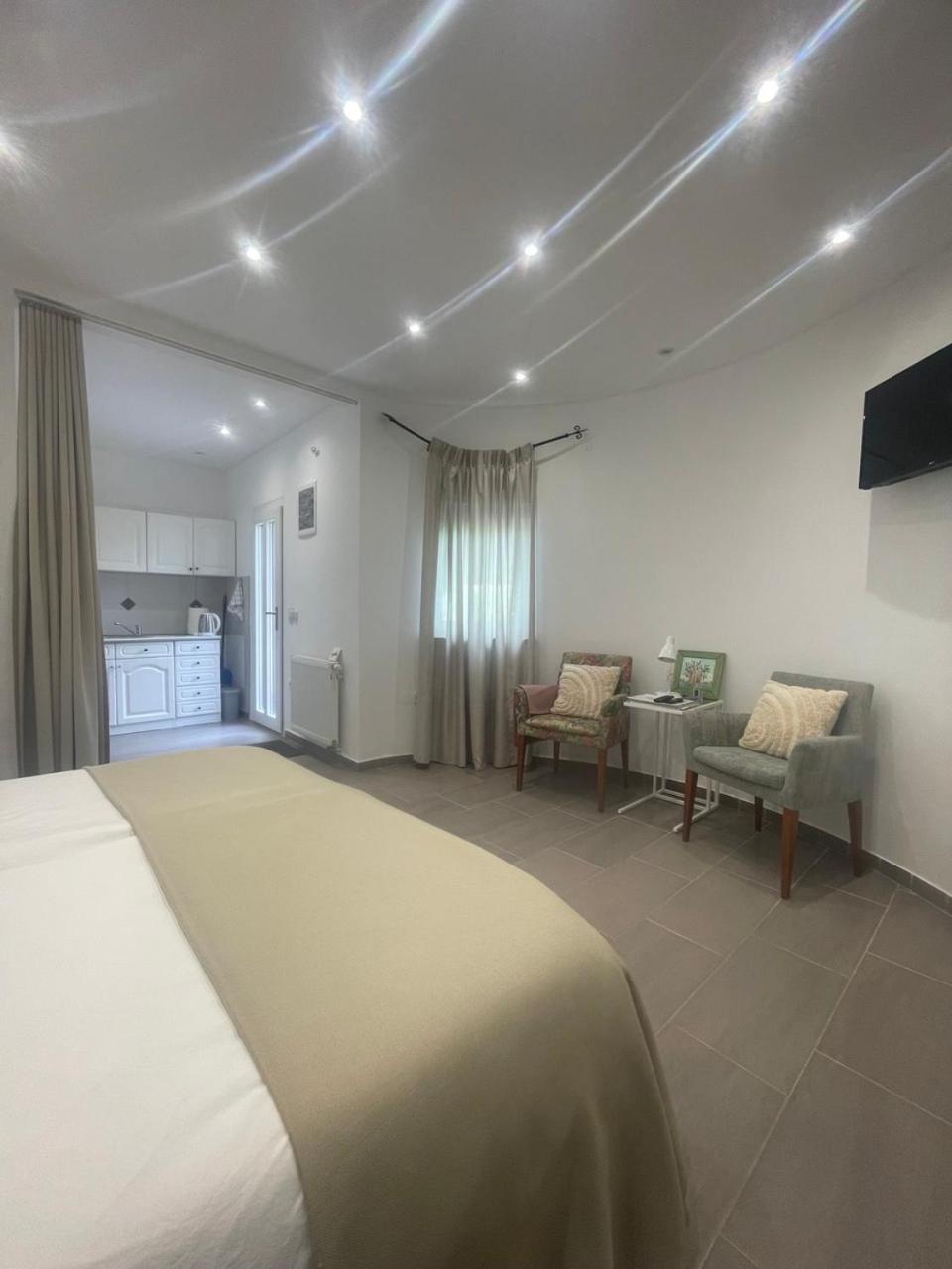 Studio Apartment Lu Rupa Bagian luar foto
