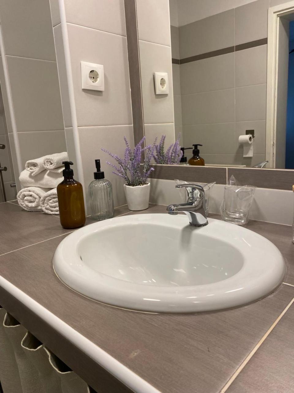Studio Apartment Lu Rupa Bagian luar foto